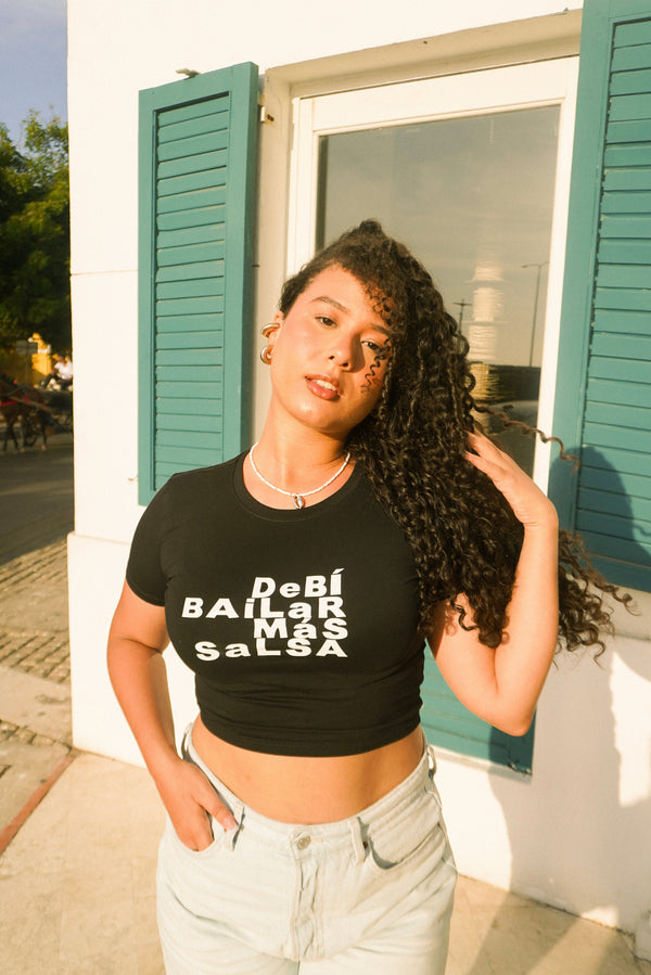 DEBI BAILAR MAS SALSA - BABY TEE/CROP TOP